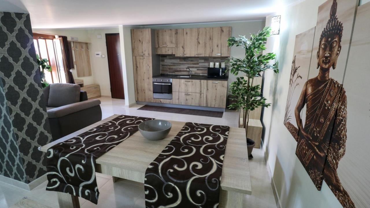 Zen Home Syracuse ภายนอก รูปภาพ